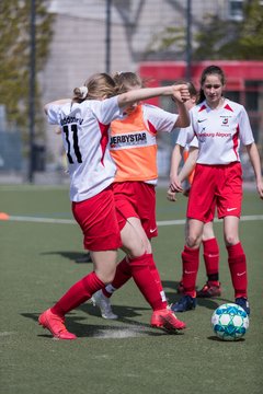 Bild 69 - wBJ St. Pauli - Walddoerfer : Ergebnis: 1:11